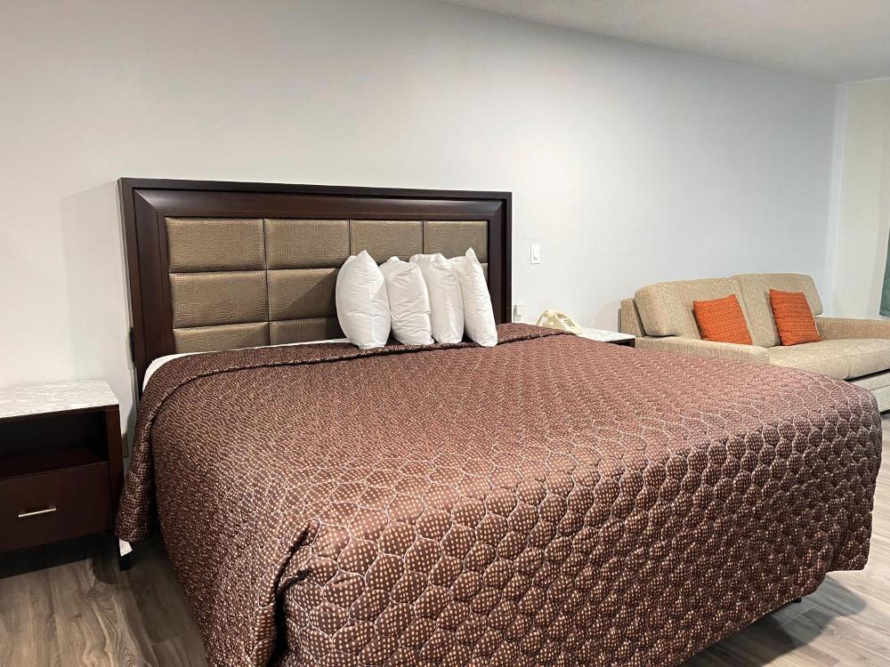 Double Room - Disability Access interior