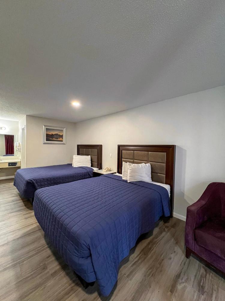 Garden Inn & Suites
